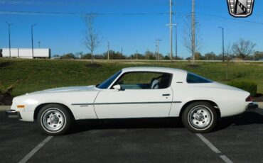 Chevrolet-Camaro-Coupe-1977-2