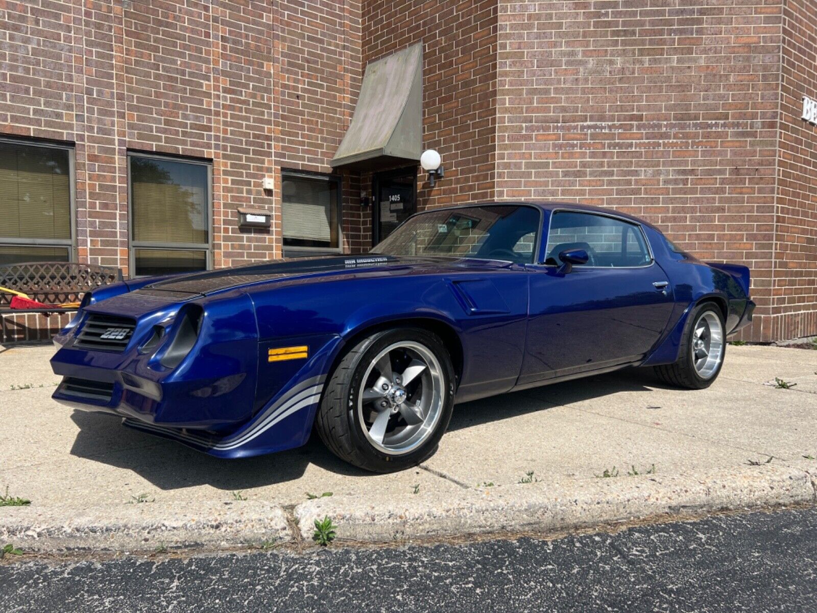 Chevrolet-Camaro-Coupe-1980-1