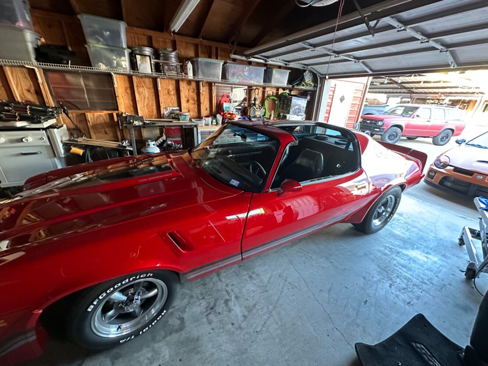 Chevrolet-Camaro-Coupe-1981-9