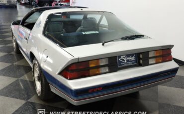 Chevrolet-Camaro-Coupe-1982-8