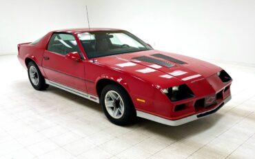 Chevrolet-Camaro-Coupe-1984-6