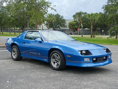 Chevrolet-Camaro-Coupe-1985-11