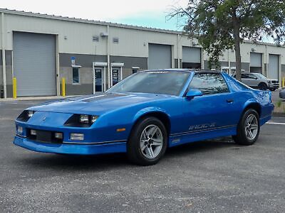 Chevrolet-Camaro-Coupe-1985-16