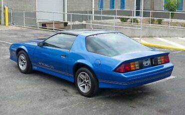 Chevrolet-Camaro-Coupe-1985-22