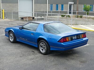 Chevrolet-Camaro-Coupe-1985-22