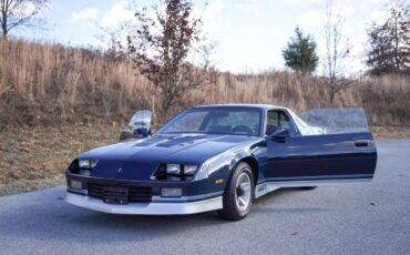 Chevrolet-Camaro-Coupe-1985-31