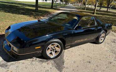 Chevrolet-Camaro-Coupe-1987-1