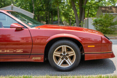 Chevrolet-Camaro-Coupe-1987-10