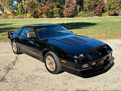 Chevrolet-Camaro-Coupe-1987-11