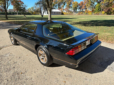 Chevrolet-Camaro-Coupe-1987-5