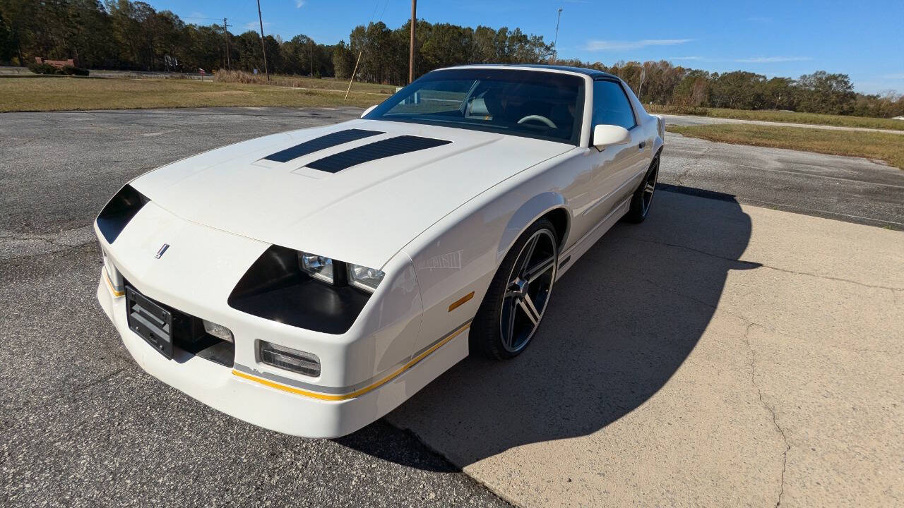 Chevrolet-Camaro-Coupe-1988-1