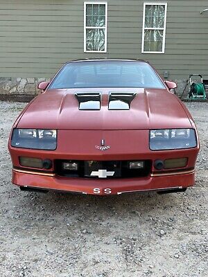 Chevrolet-Camaro-Coupe-1988-2