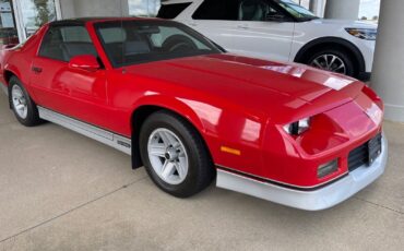 Chevrolet-Camaro-Coupe-1988-3