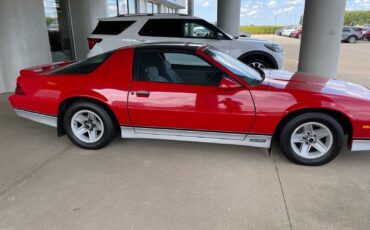 Chevrolet-Camaro-Coupe-1988-4