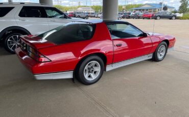 Chevrolet-Camaro-Coupe-1988-5