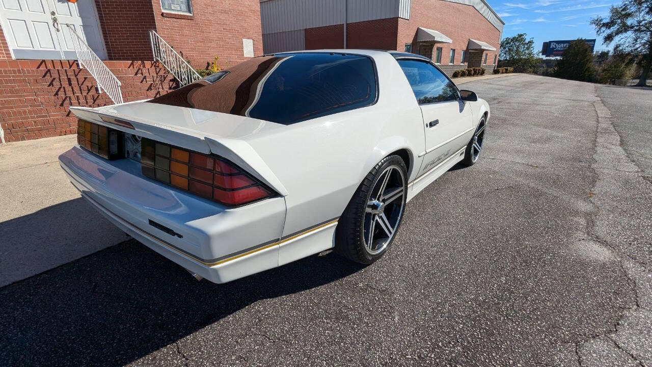 Chevrolet-Camaro-Coupe-1988-5