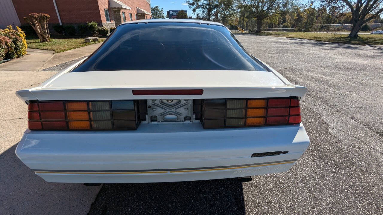 Chevrolet-Camaro-Coupe-1988-6