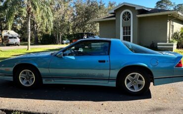 Chevrolet-Camaro-Coupe-1989-2