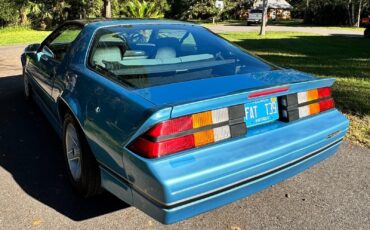 Chevrolet-Camaro-Coupe-1989-3