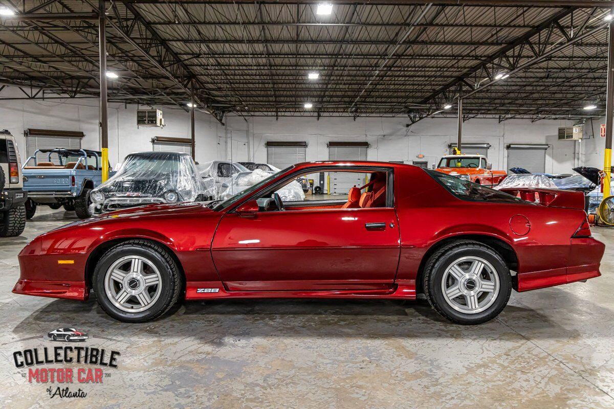 Chevrolet-Camaro-Coupe-1991-17