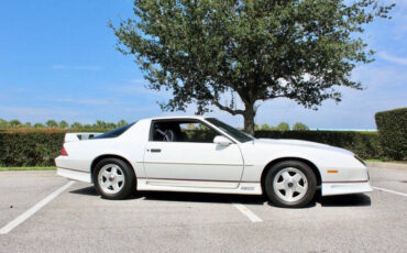 Chevrolet-Camaro-Coupe-1991-2