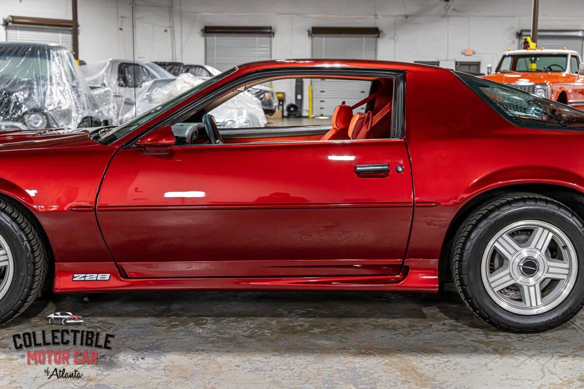 Chevrolet-Camaro-Coupe-1991-21