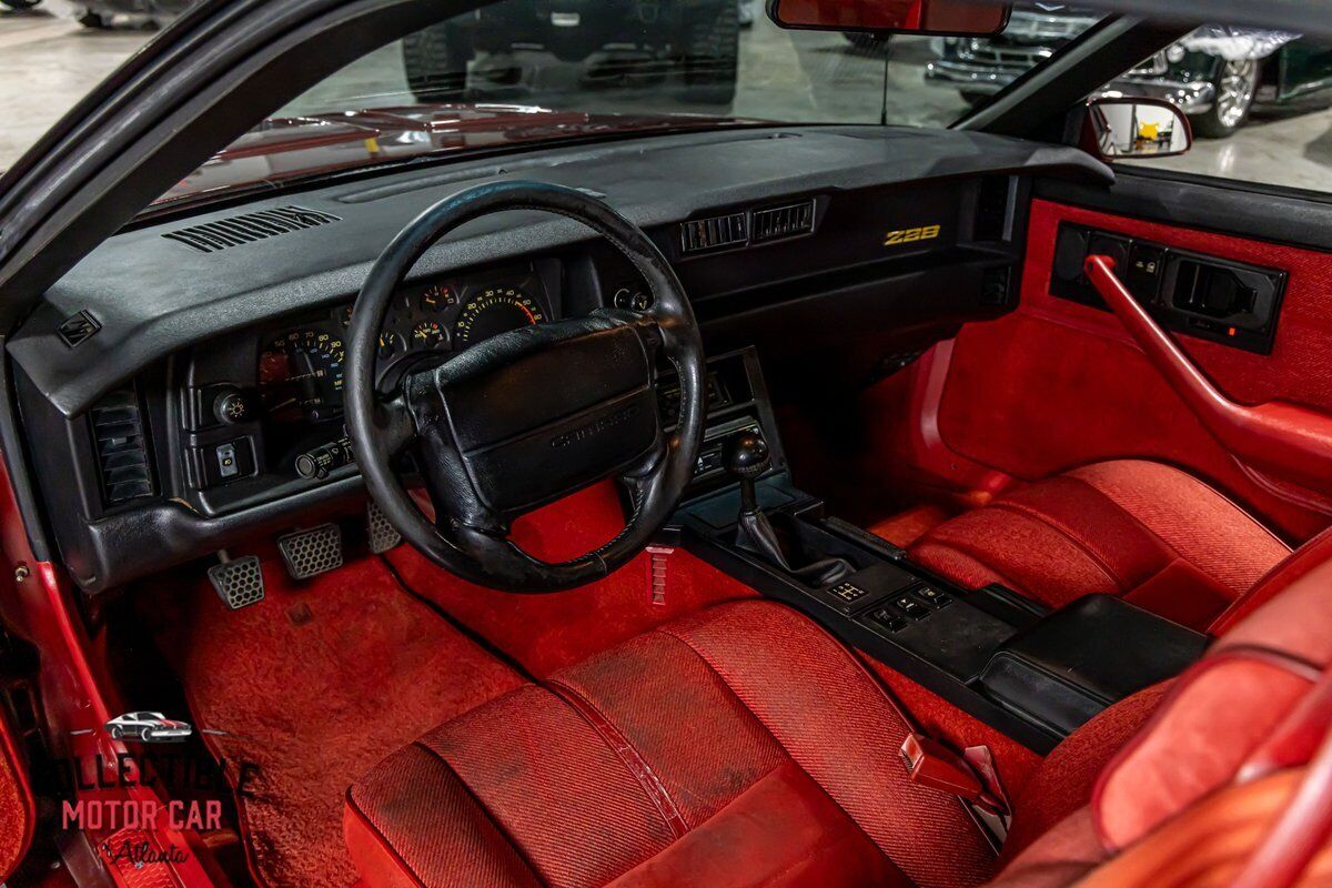 Chevrolet-Camaro-Coupe-1991-3