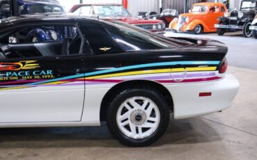 Chevrolet-Camaro-Coupe-1993-4