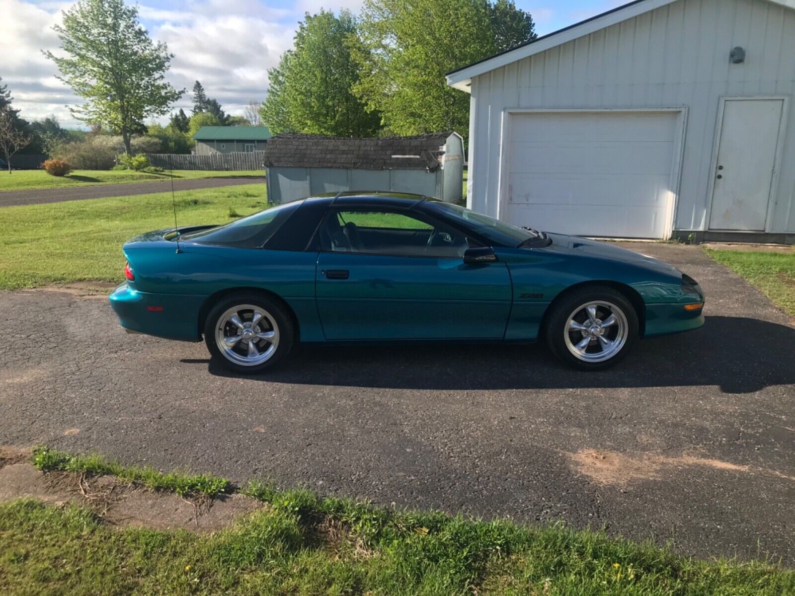 Chevrolet-Camaro-Coupe-1995-11