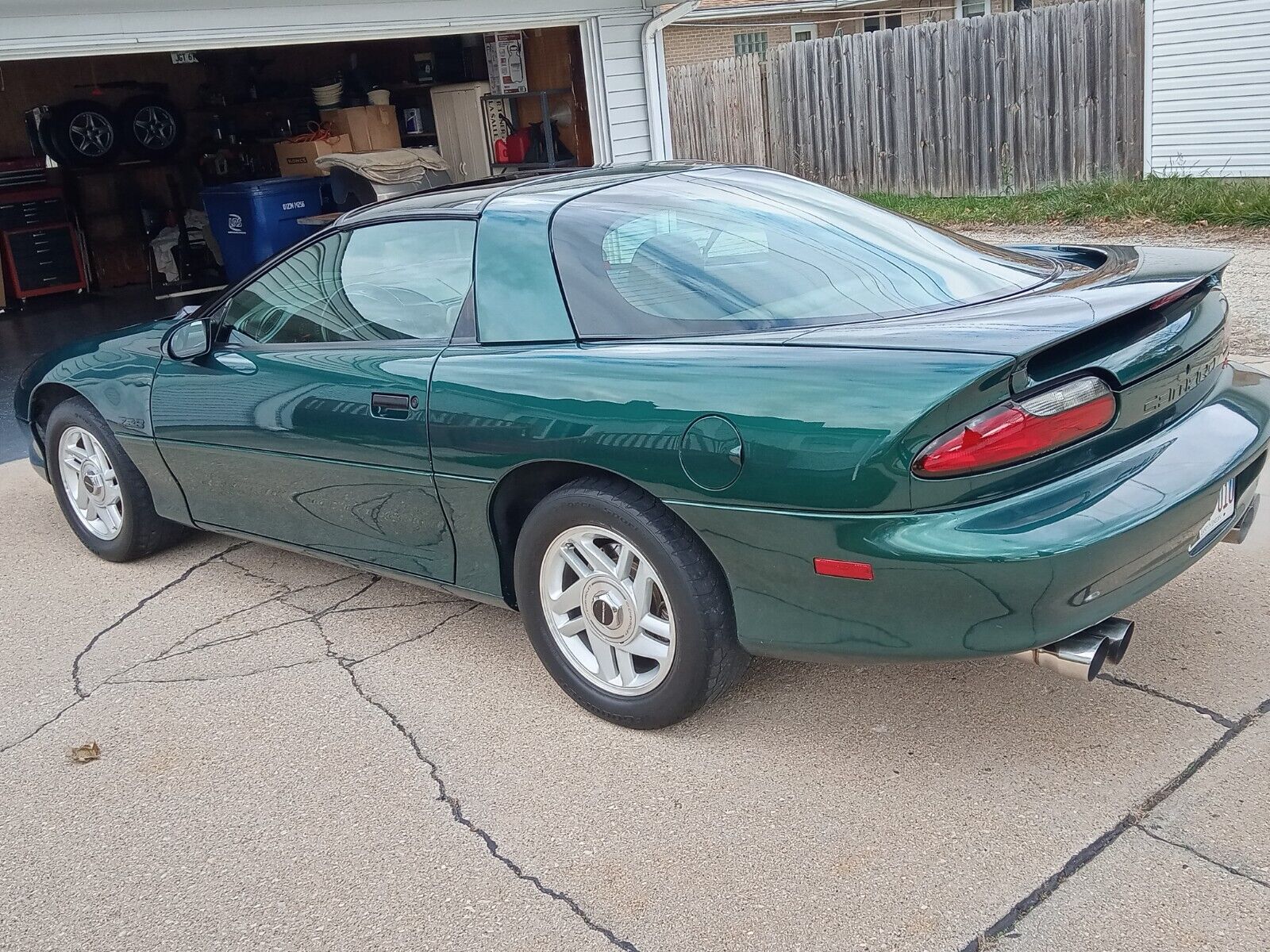 Chevrolet-Camaro-Coupe-1995-2