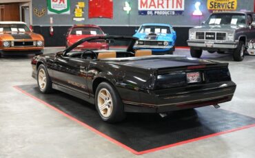 Chevrolet-Camaro-IROC-Z-Convertible-Cabriolet-1989-3