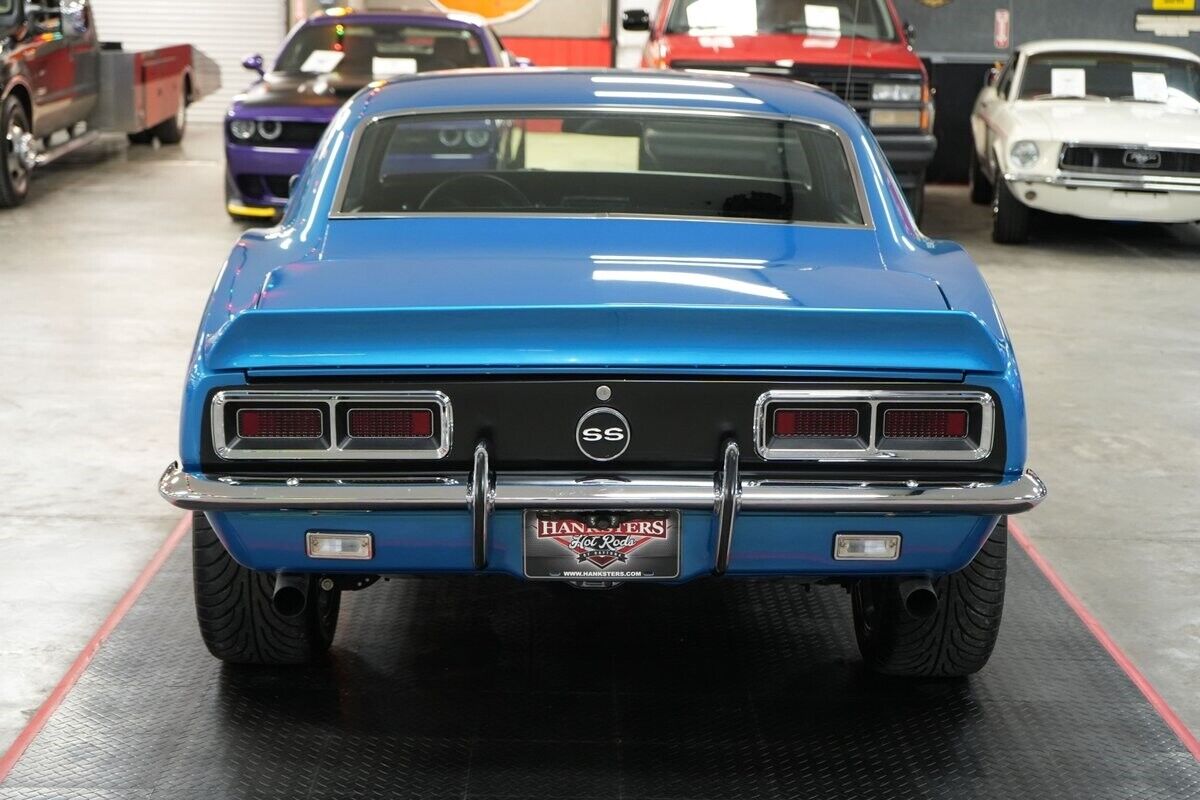 Chevrolet-Camaro-SS-Style-Coupe-1968-4