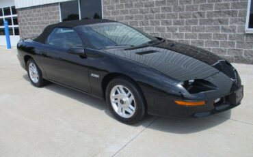 Chevrolet-Camaro-Z28-Convertible-1995-1