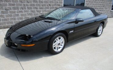 Chevrolet-Camaro-Z28-Convertible-1995-20