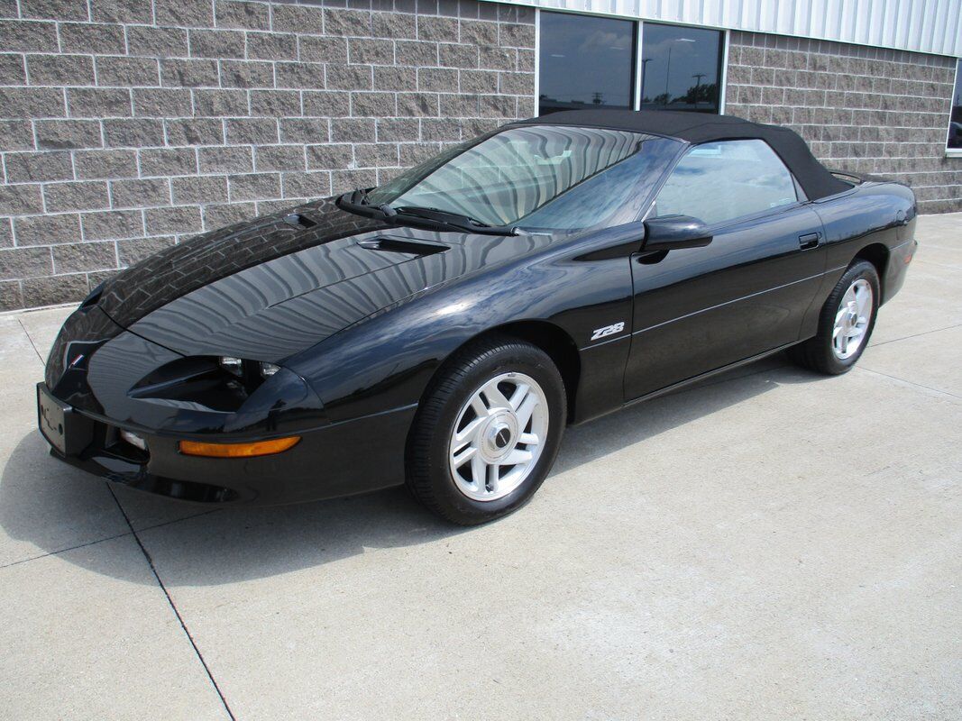 Chevrolet-Camaro-Z28-Convertible-1995-20