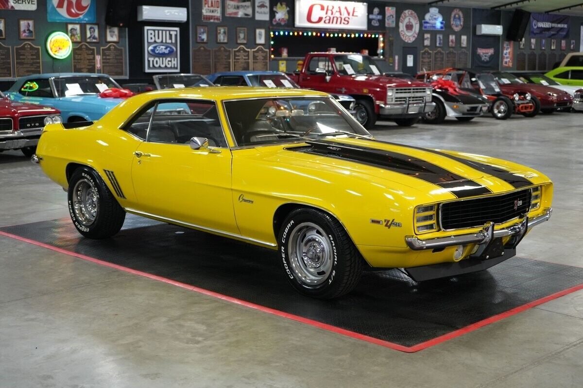 Chevrolet-Camaro-Z28-Style-Coupe-1969-10