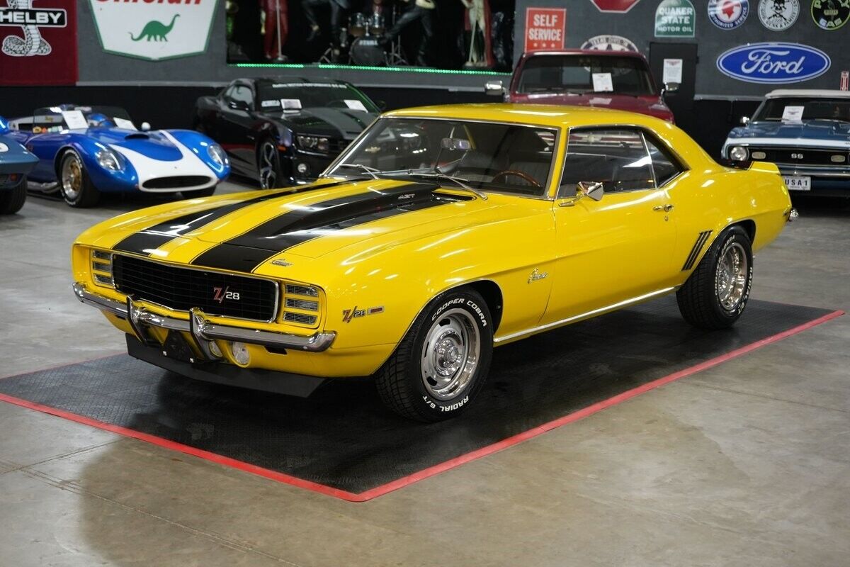 Chevrolet-Camaro-Z28-Style-Coupe-1969-4