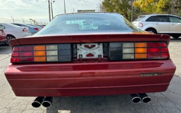 Chevrolet-Camaro-iroc-z-1989-6