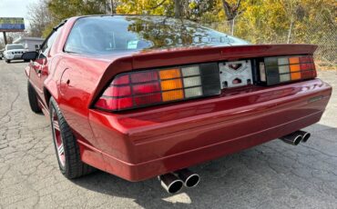 Chevrolet-Camaro-iroc-z-1989-7