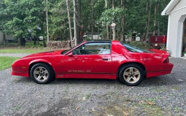 Chevrolet-Camaro-iroc-z28-1987-11