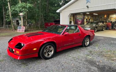 Chevrolet-Camaro-iroc-z28-1987-13