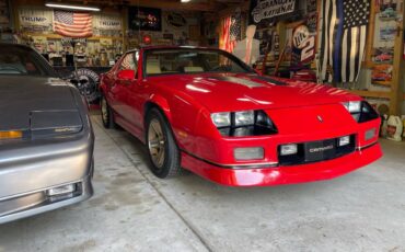 Chevrolet-Camaro-iroc-z28-1987-8