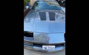 Chevrolet-Camaro-iroc-z28-1988-10