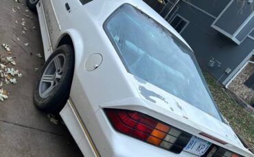 Chevrolet-Camaro-iroc-z28-1989-1