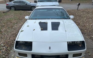 Chevrolet-Camaro-iroc-z28-1989-3