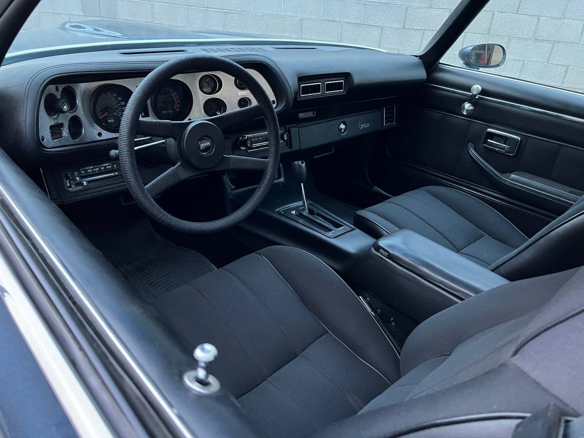 Chevrolet-Camaro-z28-1978-2