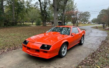 Chevrolet-Camaro-z28-1984