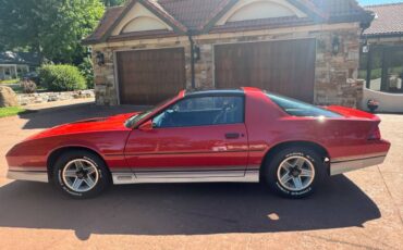 Chevrolet-Camaro-z28-1985-6