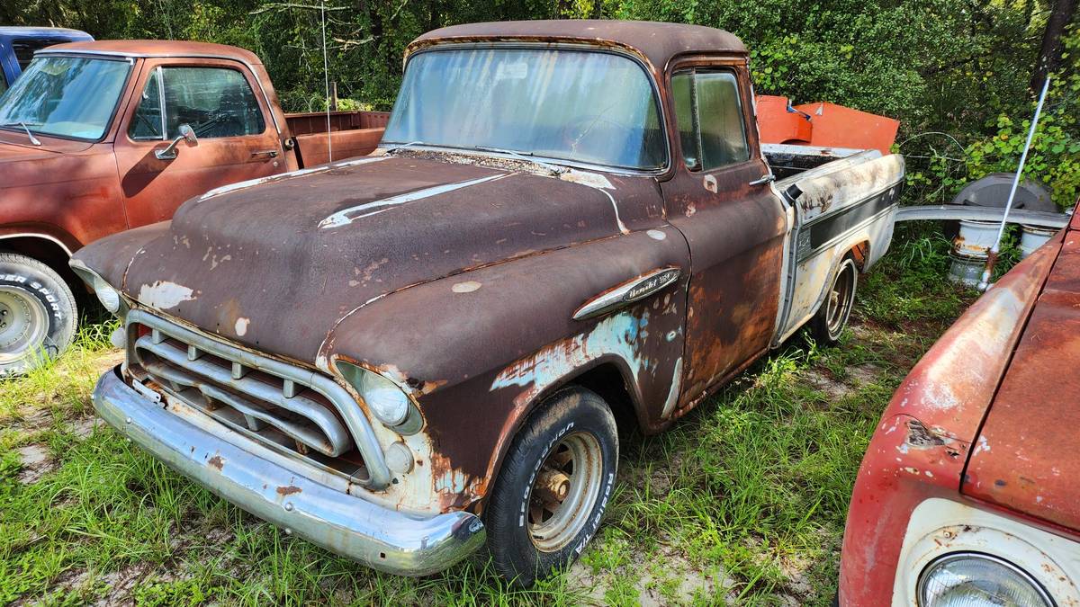 Chevrolet-Cameo-pickup-1957-1