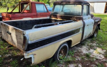 Chevrolet-Cameo-pickup-1957-3